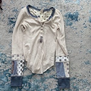 We the free longsleeve